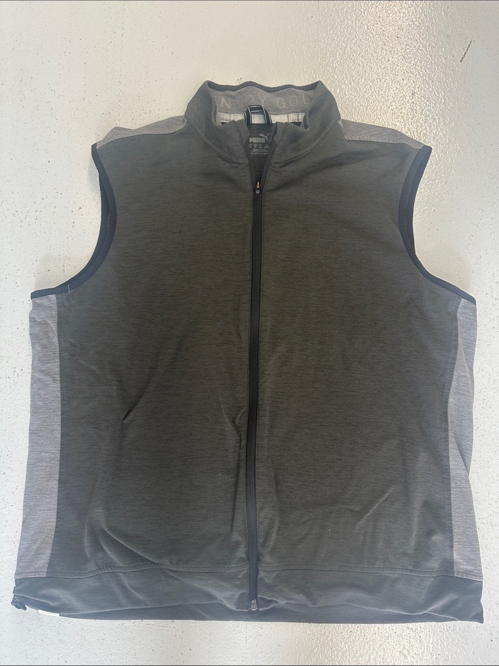Puma Men’s Sleeveless Zip Vest in Black & Gray Heather